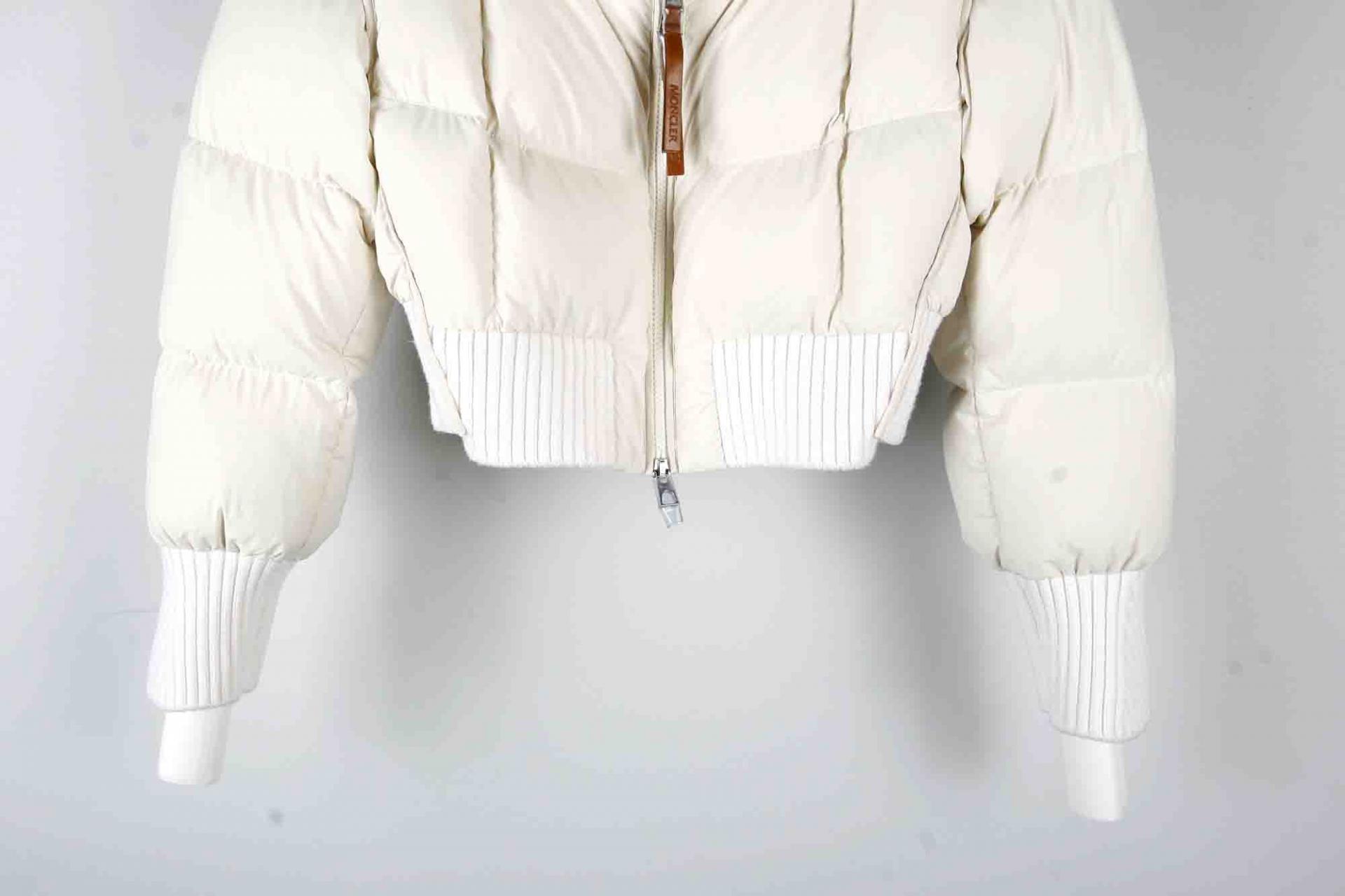 의류클리닝 이미지