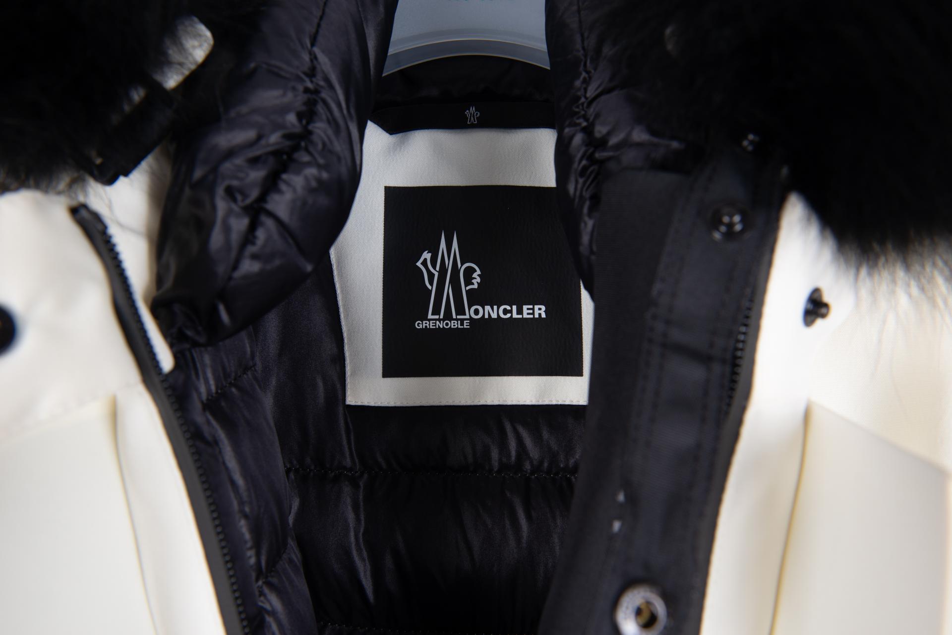 의류클리닝 이미지