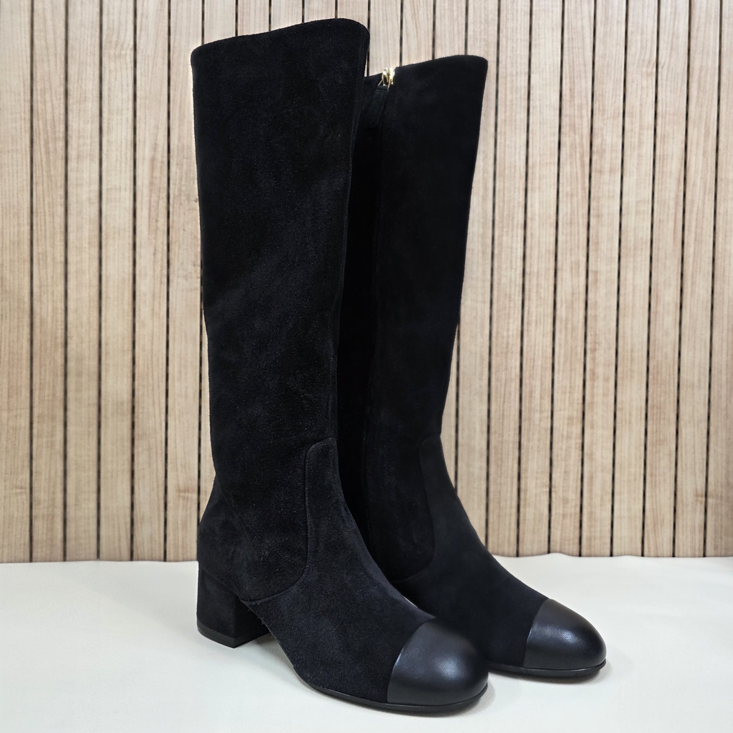 슈즈리페어ㅣ클리닝 이미지: [Chanel 샤넬] 부츠 비브람 창 수선