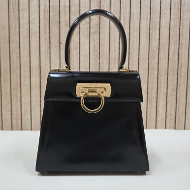 가방리페어ㅣ클리닝 이미지: [FERRAGAMO 페레가모] 크리에이션 가방 염색