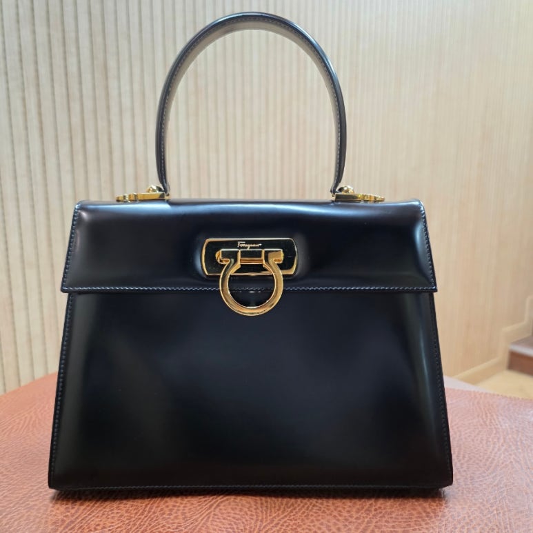 FERRAGAMO 페레가모 고객사례 이미지