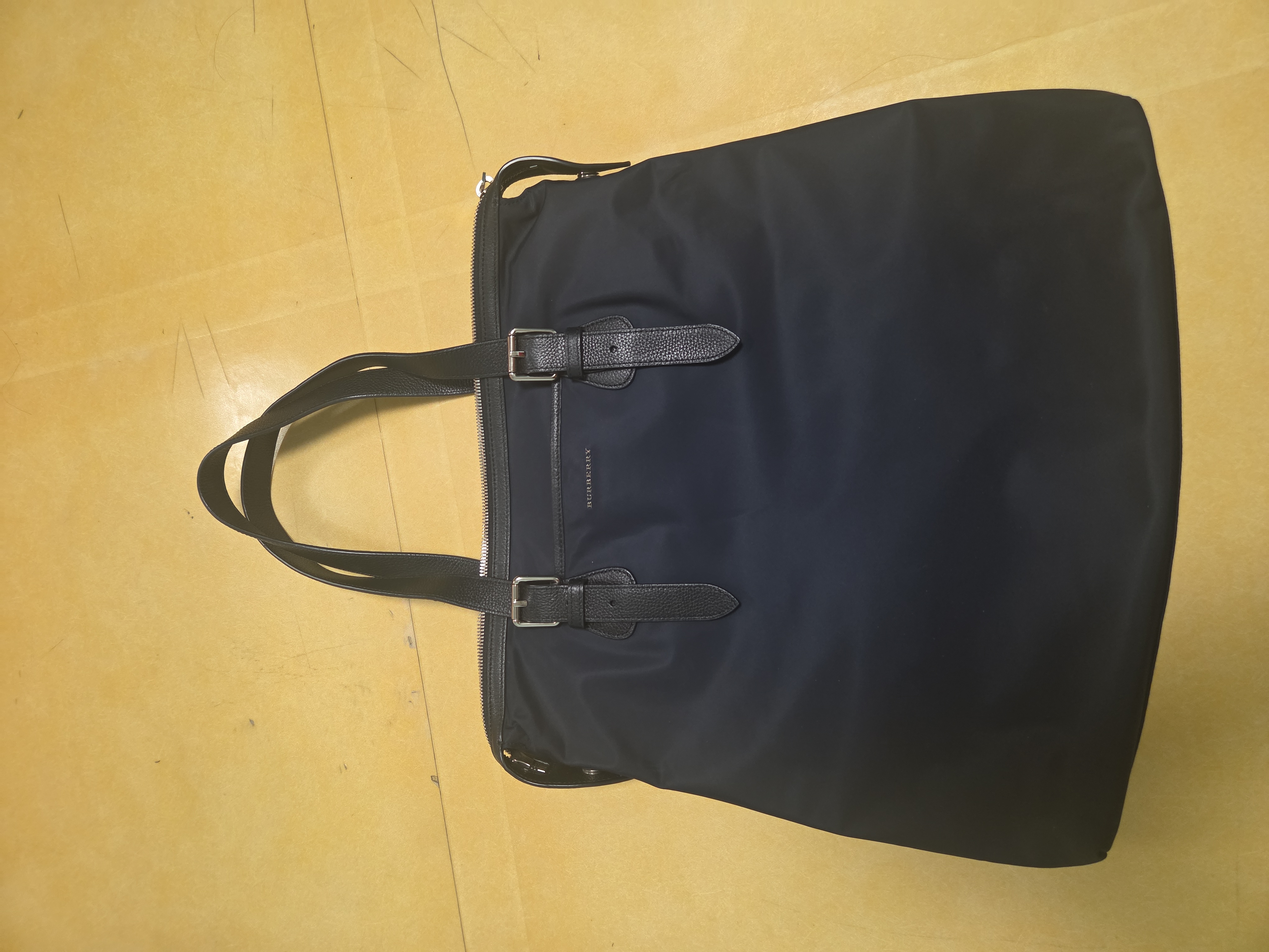 오염문의 이미지: 가방 길이수선