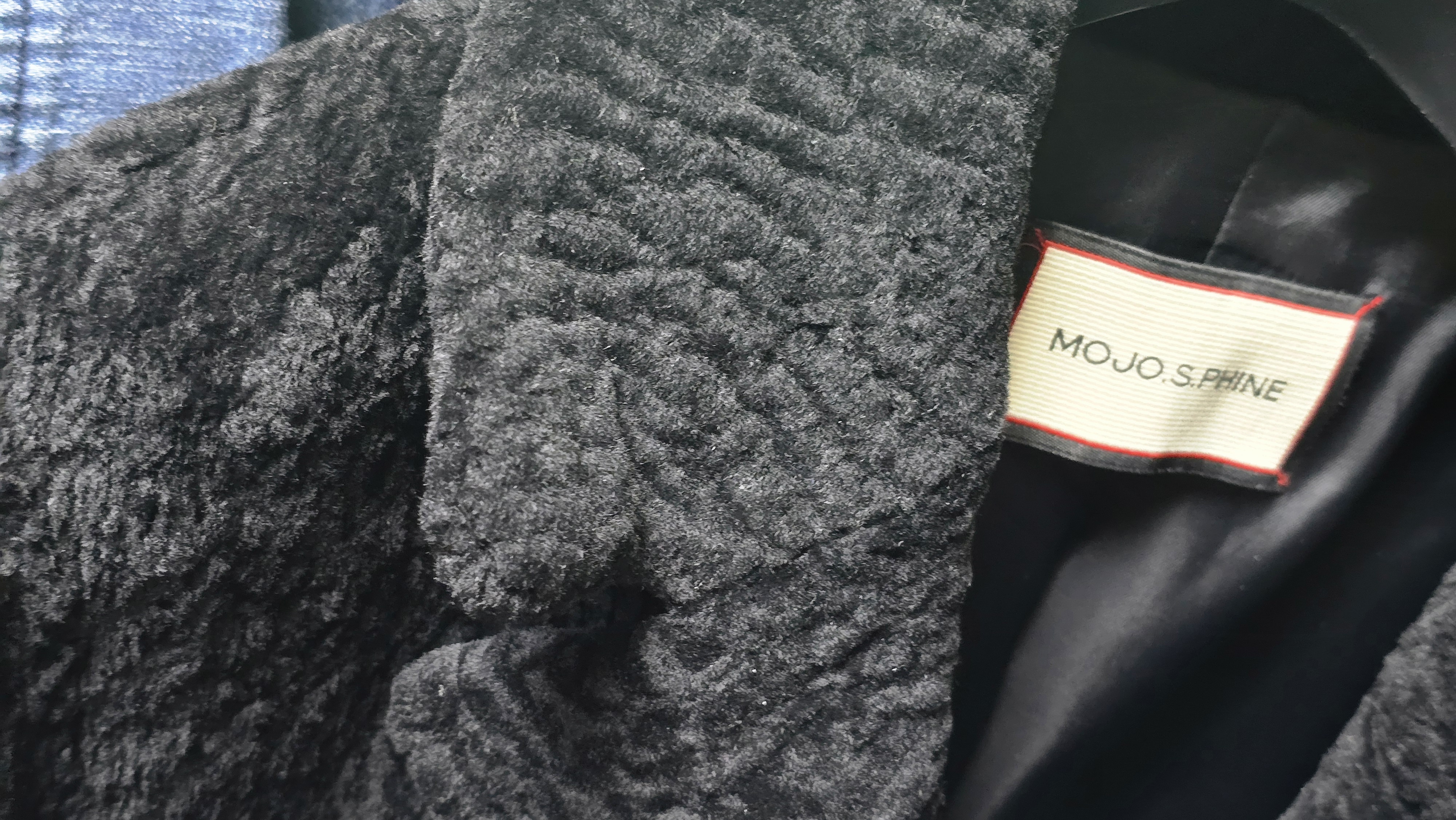 오염문의 이미지: 무스탕 세탁 가능한가요