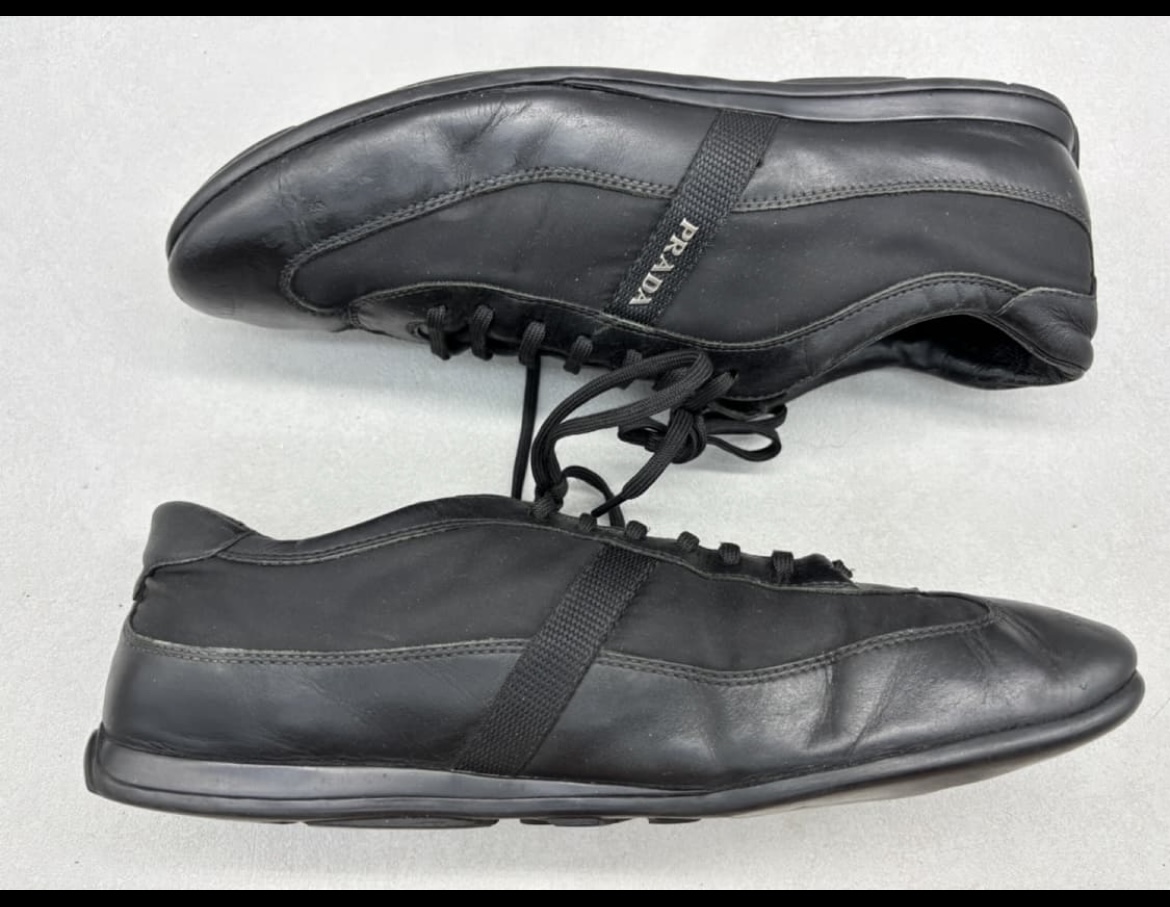 오염문의 이미지: 프라다 신발 밑창 교체 수선 견적문의드립니다