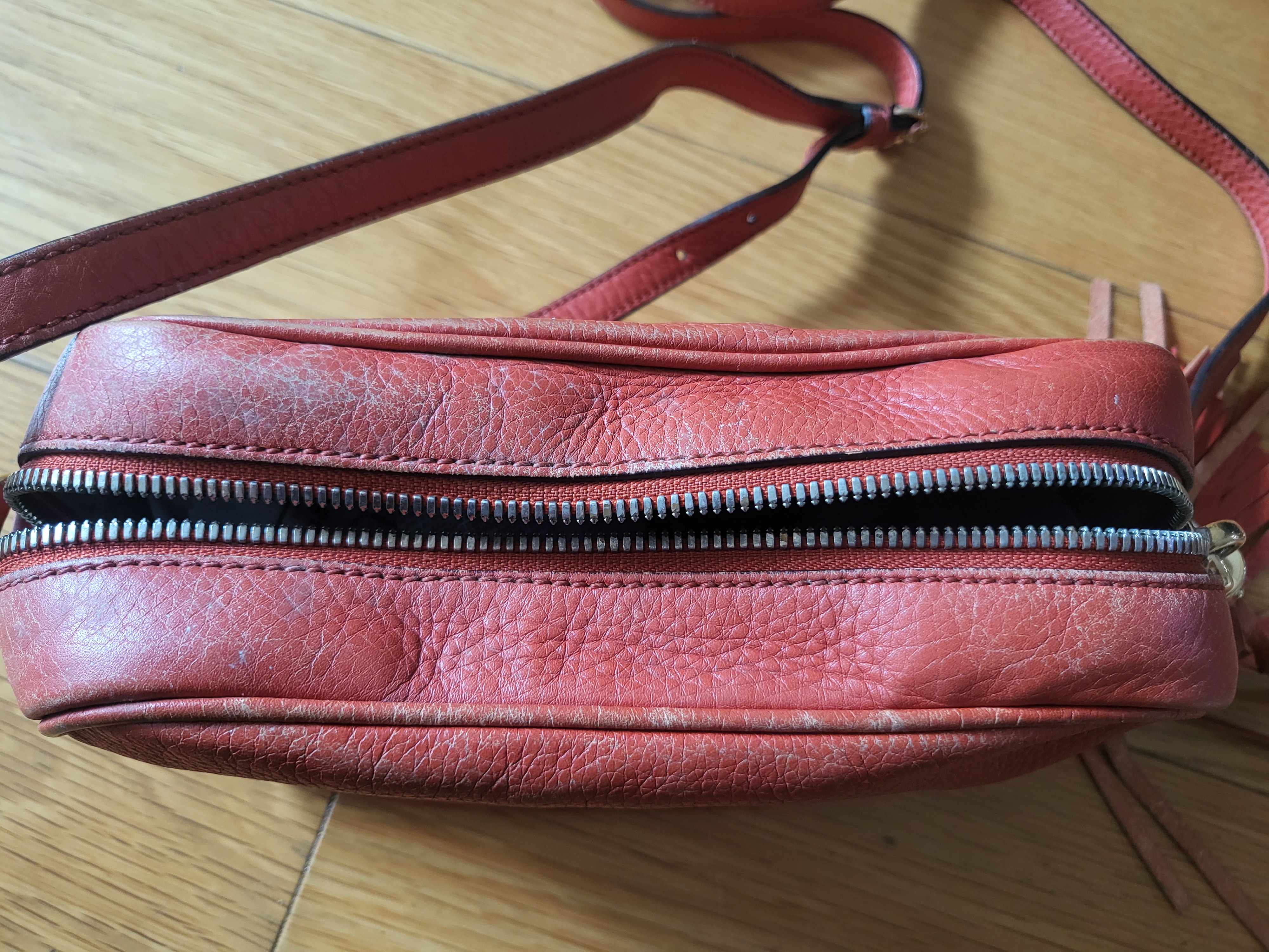 오염문의 이미지