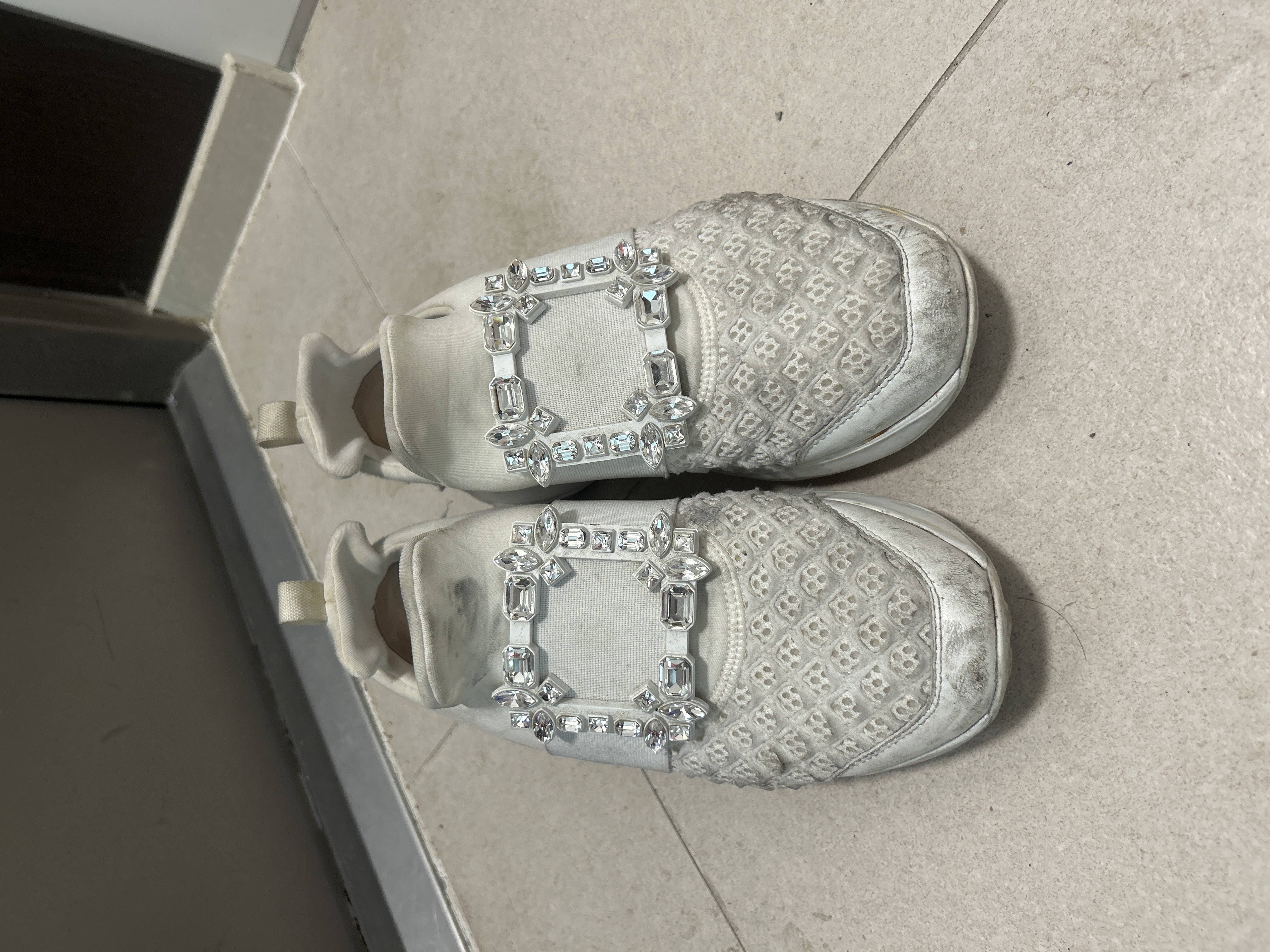 오염문의 이미지: 신발세탁 문의