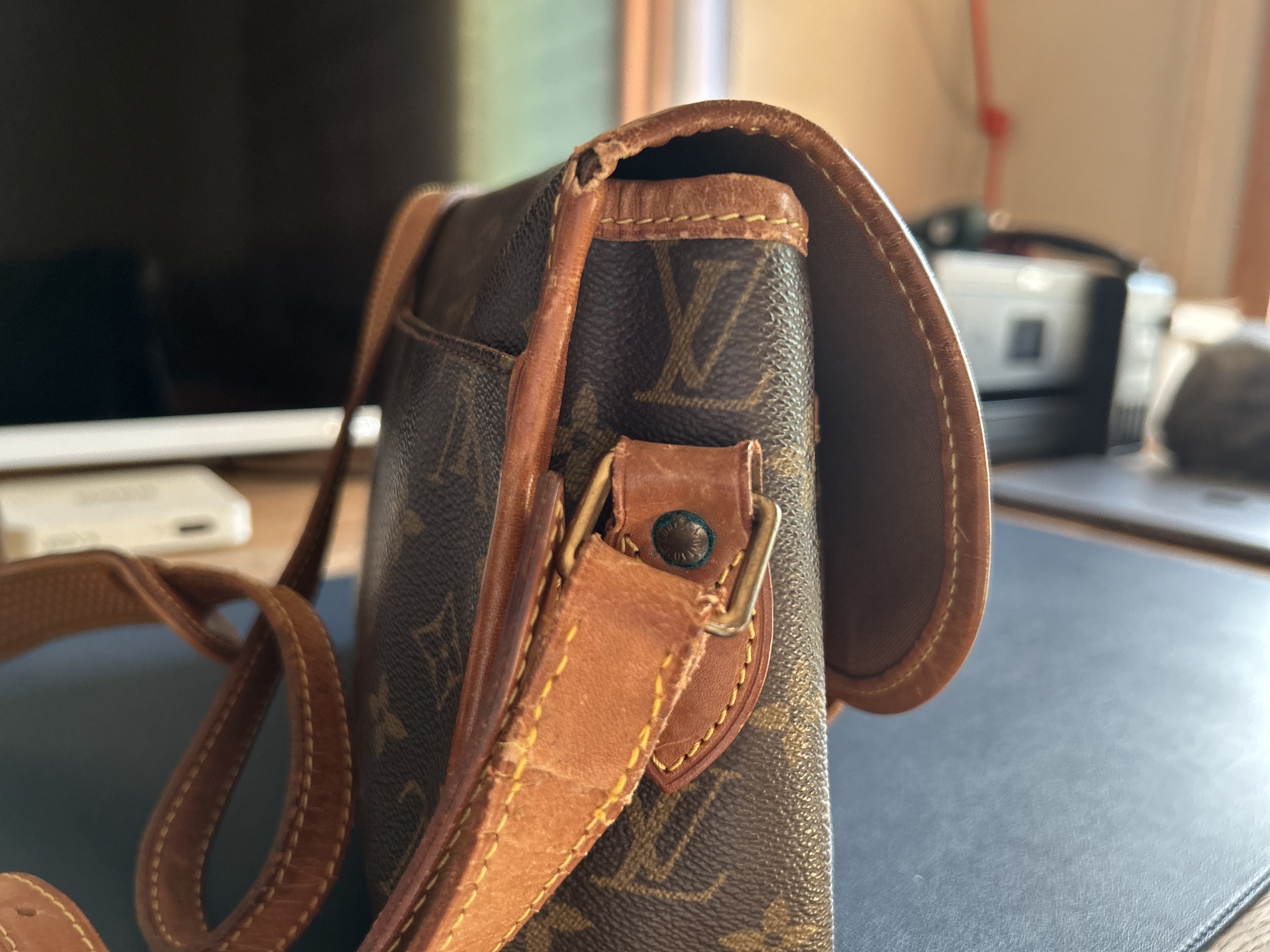 오염문의 이미지