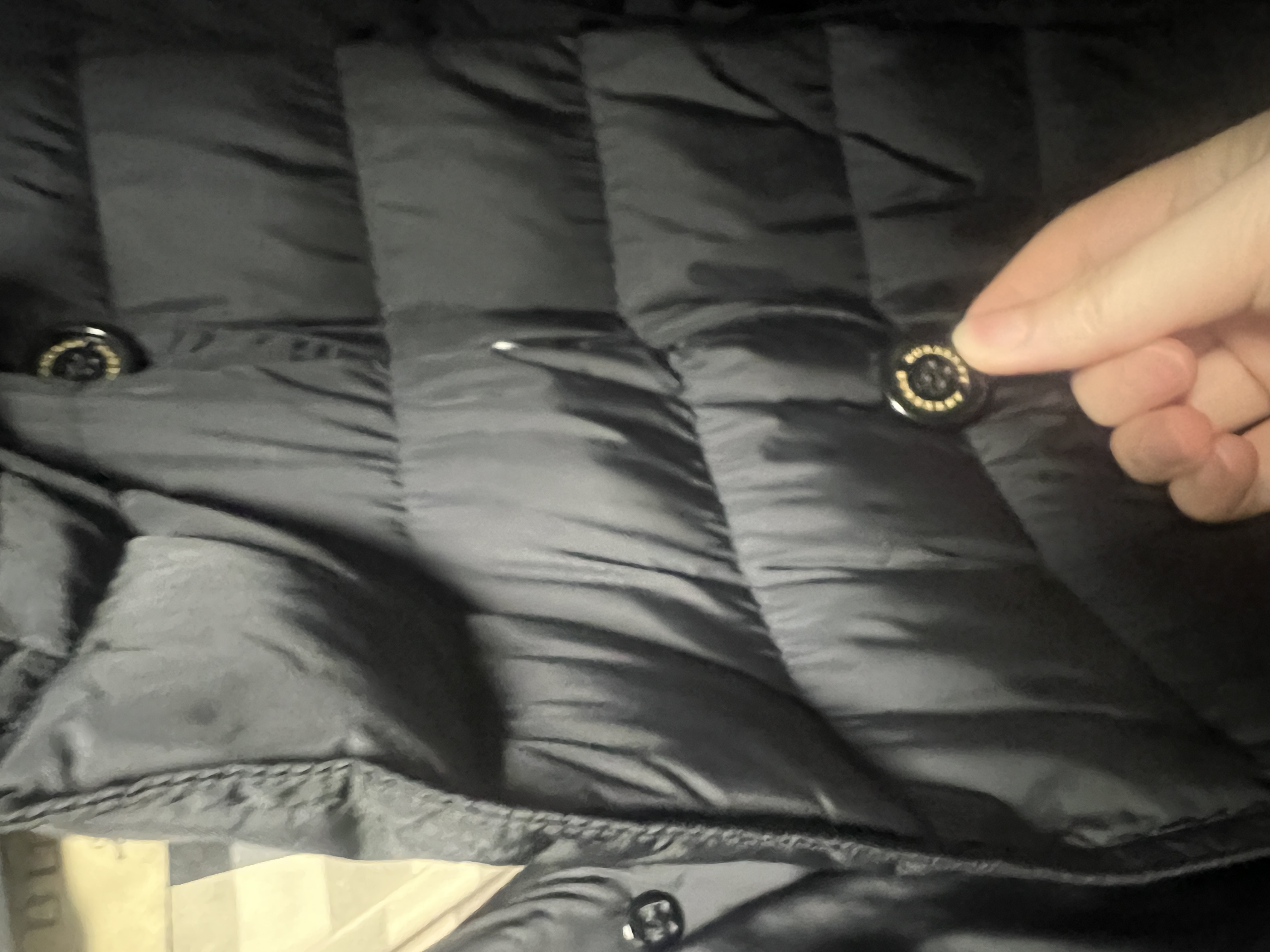 오염문의 이미지: 패딩 수선 및 세탁 문의