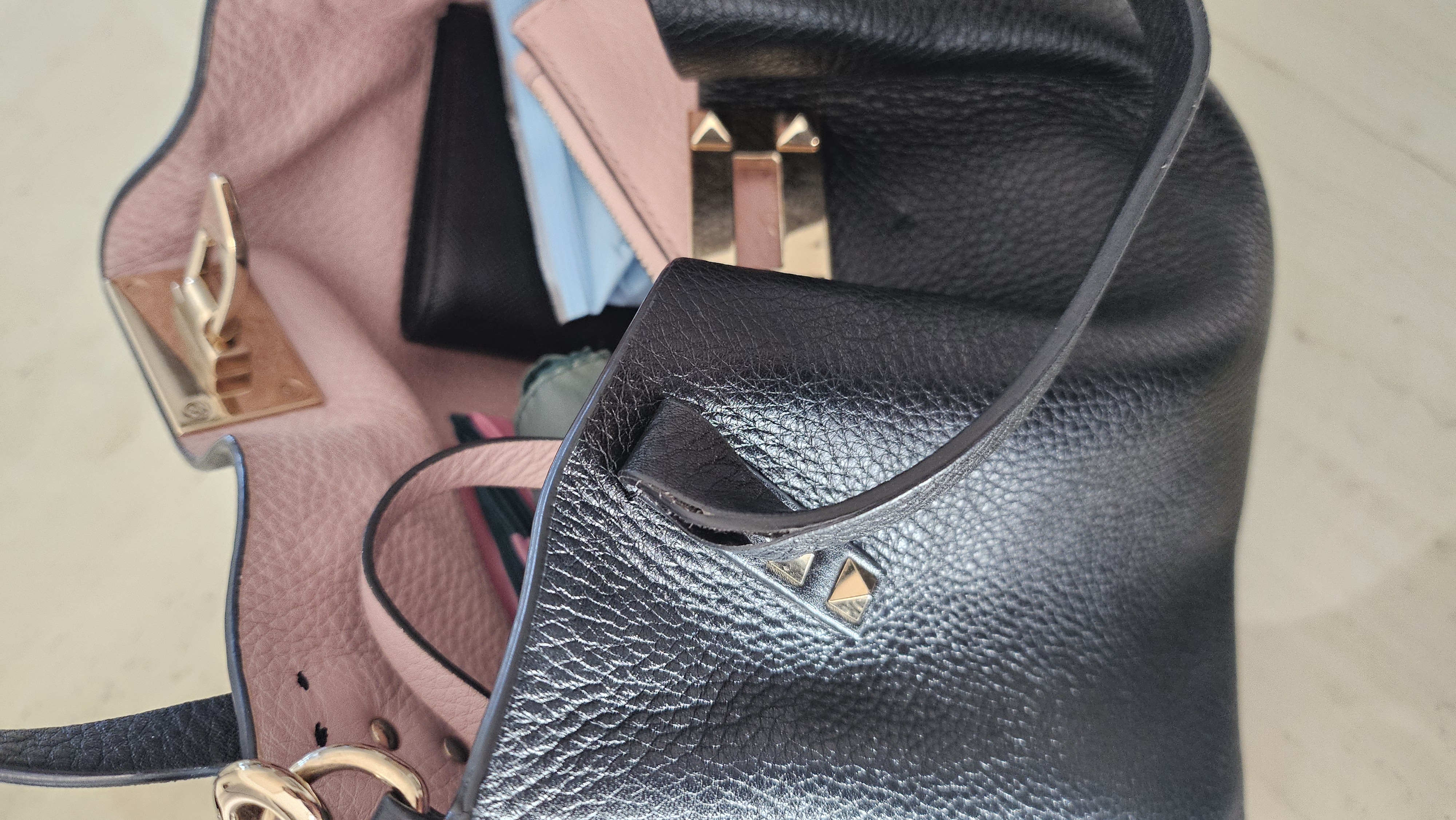 오염문의 이미지: 가방 핸들  접착 수선