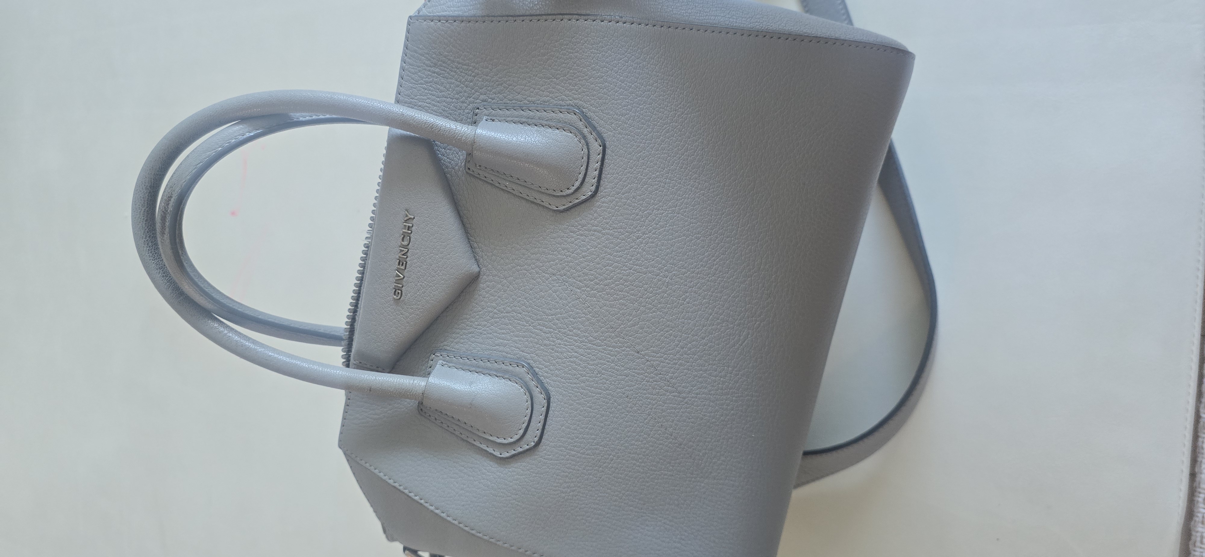 오염문의 이미지: 수선, 리폼이 가능할지 문의합니다.